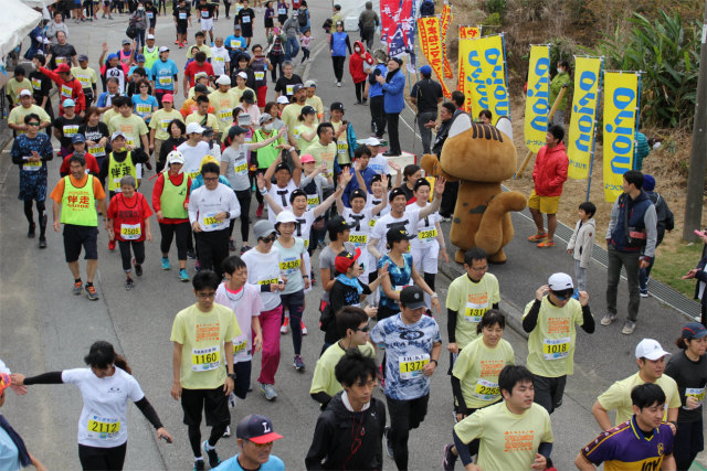 第27回竹富町やまねこマラソン大会の様子